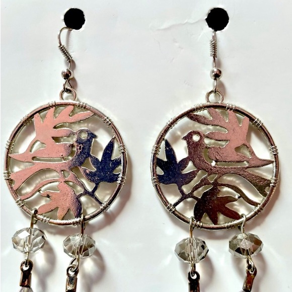 Feather EARINGS Women Faux Dangle Hook Long Drop w/medallion size4in L NWOT - Picture 4 of 10